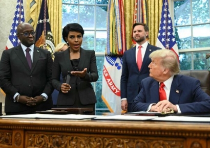 "당신 정말 아름답다"…트럼프가 극찬한 여기자 누구?