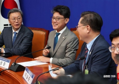 "상법 개정, 마냥 시간 안 끌겠다"…민주당, 상법 개정 '마지막 간담회'