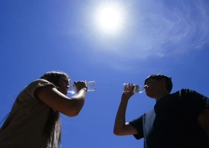 "생수 사주려다 수 백만원 뜯겼어요"…'워터보이즈' 주의보 뜬 美