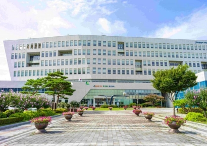 'ATM','노예'라 부르며 수년간 집단폭행…청양 고교생 4명 퇴학 