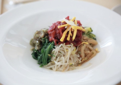 "이 한식, 꼭 먹어" 난리더니…美서 메뉴에 올린 식당 15% '훌쩍' 늘어