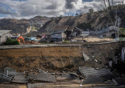 대지진 우려에 "일본 안갈래" 확산…홍콩 항공사 "당분간 운행 중단"