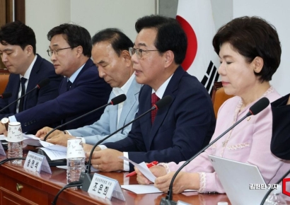 [포토] 송언석 “李정부 인사시스템 마비…기대 못 미쳐”