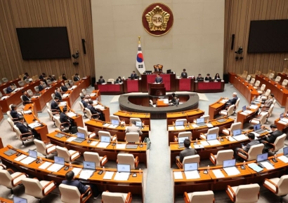 여야 담판 넘어간 추경 예산 심사…'대통령실 특활비 부활'이 최대 쟁점