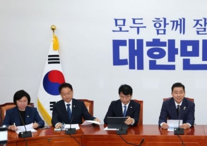 [포토] 김병기 "상법 개정안 오늘 본회의 처리…코스피 5000 시대 첫 발"