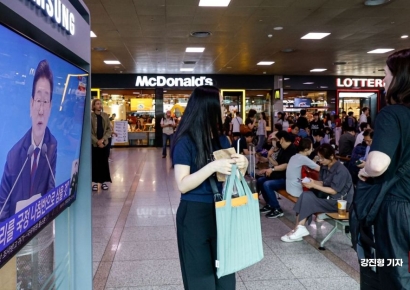 [포토] 이재명 대통령, 취임 30일 기자회견