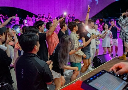 라비에벨 듄스 코스, 한여름 밤 EDM 파티장 변신