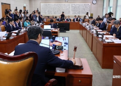 [포토] 상법 개정안 관련 법사위 전체회의 개의