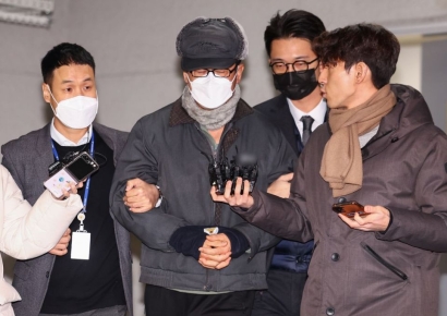 노상원 '진급청탁' 혐의, '내란특검 추가기소' 사건에 병합