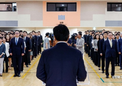 [포토] 취임사하는 정진우 서울중앙지검장