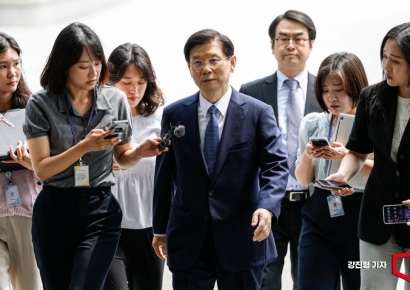 [포토] 취재진 질문 받는 박종준 전 경호처장