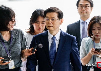 [포토] 내란 특검 출석한 박종준 전 대통령 경호처장