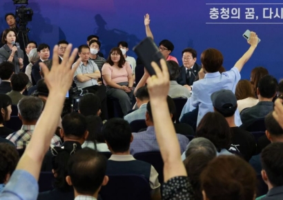 李대통령 "세종집무실 완전 이전 어려워…2집무실 서두를 것"