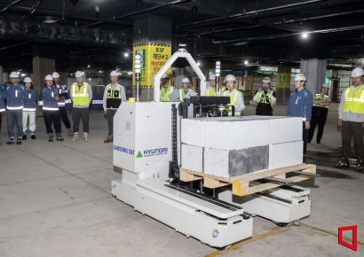 삼성물산·현대건설, 공동 개발한 '스마트 자재 운반 로봇' 시연