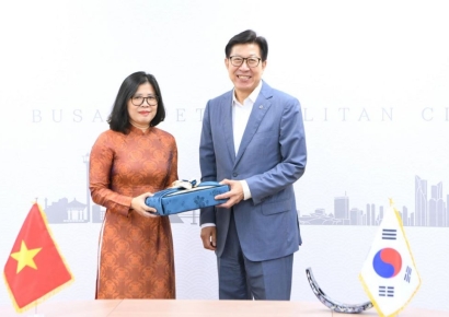 부산에 베트남 총영사관 개설… 박형준 부산시장, 신임 주부산 총영사 만나