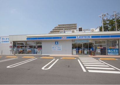 "1박 3만원에 주차장서 차박하세요"…편의점 왕국서 이것까지 나왔다