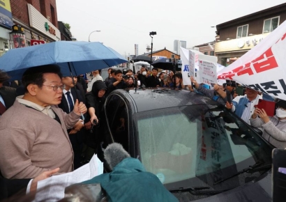 공사비 50%올린 시공사, 개인통장으로 가입비 받은 조합장…李 문제삼은 지주택