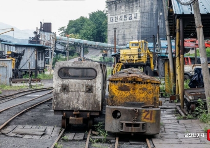 "시한부 판정 받고 일하는 기분"…생존 기로에 선 사람들<1>