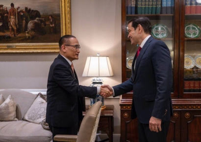 14개국 특사 추진…美 김종인·日 정세균·中 박병석 거론