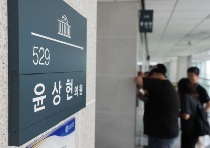 김건희특검 "'尹부부' 공천·선거개입, 많은 의혹…소환조사 등 신속 진행할 것"