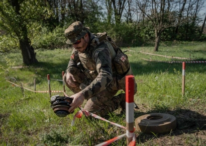 "러시아군, 지뢰로 막자"…유럽서 28년만에 지뢰밭 부활
