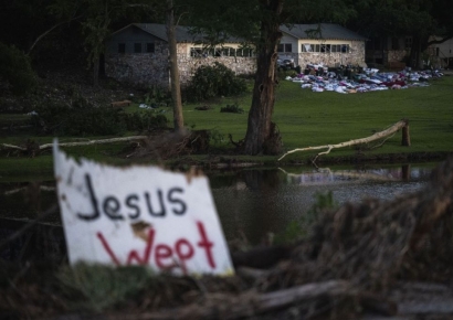 텍사스 홍수 현장서 어린이 165명 구조…20대 구조대원에 "진정한 영웅" 찬사