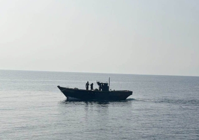 [포토] 동해상 통해 북으로 송환 되는 북 주민 태운 목선