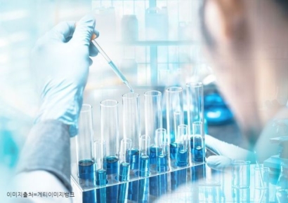 "AI, 바이오헬스 산업 게임체인저"…한은, '국가 승인형 데이터 개방' 제안한 이유는