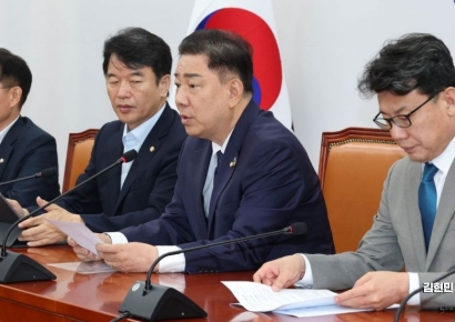 [포토] 김병기 "'尹 재구속' 사필귀정…법정 최고형 내려야"