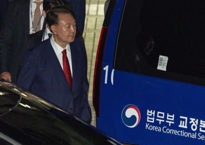 내란특검, 尹에 14일 오후 2시 재차 출석요구