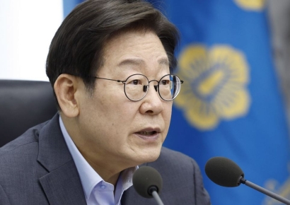 李대통령 "소비쿠폰 지급 후 '소비촉진 프로그램' 가동해야"…후속 대책도 준비