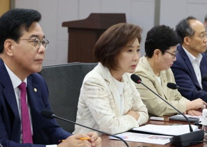 "이미 떠났는데 왜 사과해야 하나" 나경원, 탄핵 관련 입장 밝혀