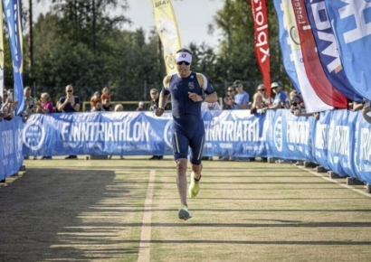 "대통령이 거기서 왜 나와?"…가명 쓰고 철인 3종 나가더니 깜짝 2등