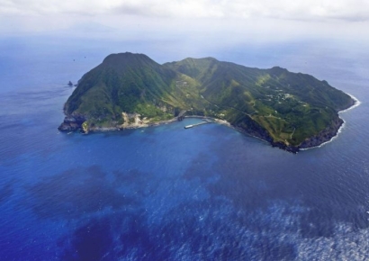 대지진 예언 피했지만…지진 2000회 넘은 日 도카라 열도