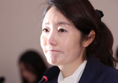 姜 '자진 사퇴'에 대통령실 "국민 눈높이 맞는 후보자 찾겠다"…첫 현직 의원 낙마