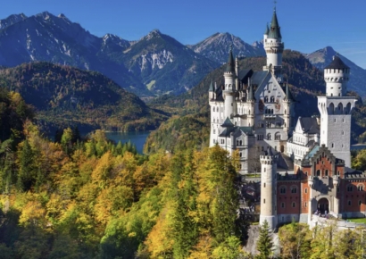 한해 100만명 찾는 '신데렐라성'…694억원 쏟아부어 유네스코 세계유산 등재