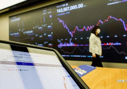 [포토] 12만달러 돌파 뒤 숨 고르는 비트코인