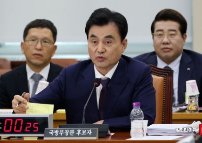 [포토] 안규백 "비상계엄 신상필벌, 국민의 군대 재건"