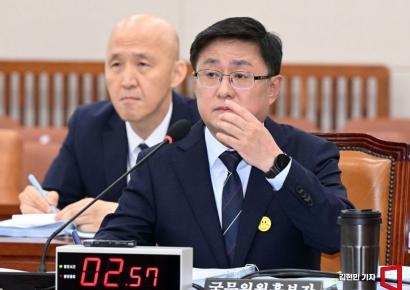 김성환 환경장관, 4대강 재자연화에…"기본적으로 물은 흘러야"