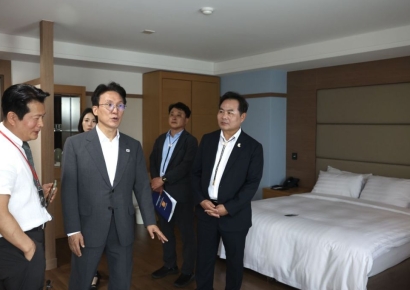 나흘 만에 경주 찾은 김민석 총리…"APEC 준비에 만전"