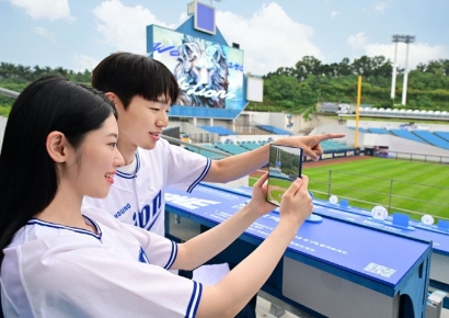 프로야구 삼성·KT·두산서 갤Z폴드7 만난다…연계 마케팅 진행