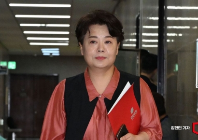 윤희숙 "李대통령, 과거 오류 반복하면서 다른 결과 내겠다면 사기꾼"