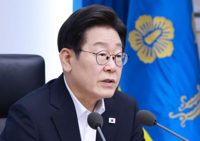 '이재명 집권하면 전체주의 정권'이라던 강준욱 비서관 "진심으로 사죄"