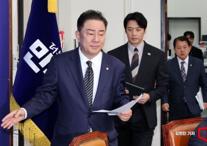 [포토] 김병기 “尹, 내란으로 국민이 겪은 것 이상의 고통 느끼게 해줘야”