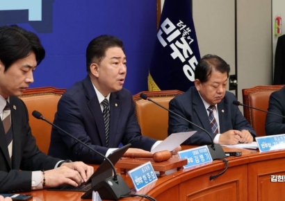 [포토] 김병기 “내란수괴 尹 법치 파괴 끝내야…사법 체계 우롱”