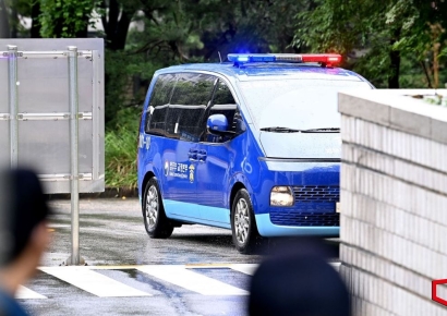 '버티던 尹' 구속적부심 직접 출석