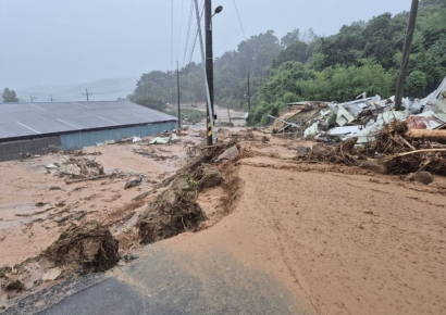"전화 안 터져" … 극한호우 쏟아진 산청군, 정전·침수로 통신 장애