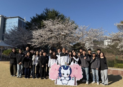 “암세포에 빛 쪼여 사멸 유도”… UNIST 권태혁 교수, ‘보건의료 R＆D 우수성과 30선’ 선정