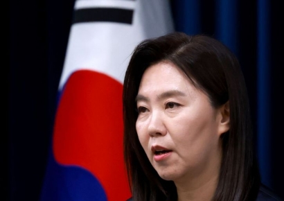 금융위 부위원장 권대영, 국립중앙박물관장 유홍준