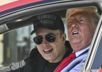 "머스크에 뿔난 트럼프, 스페이스X 계약 해지 검토"…불발된 이유는 이것 때문